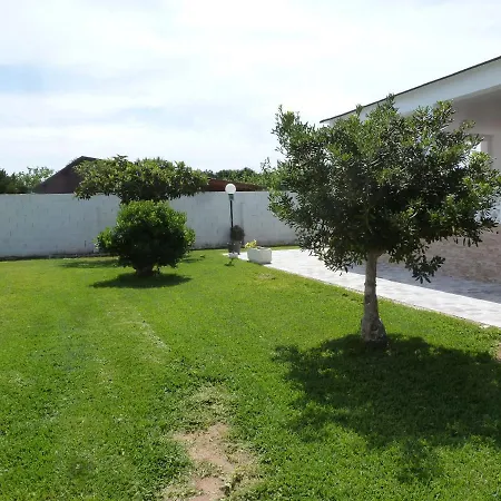 Сasa de vacaciones Chalet Verde *